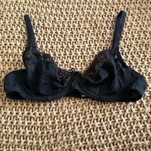 Next Black Lace Underwire Bra